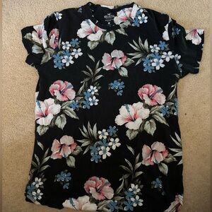 Hollister nice shirt